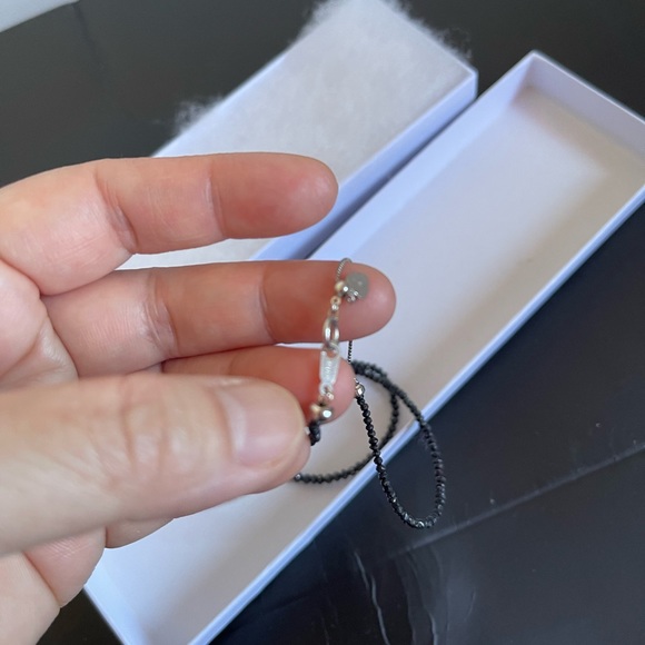BlackDiamond Necklace - Picture 5 of 10